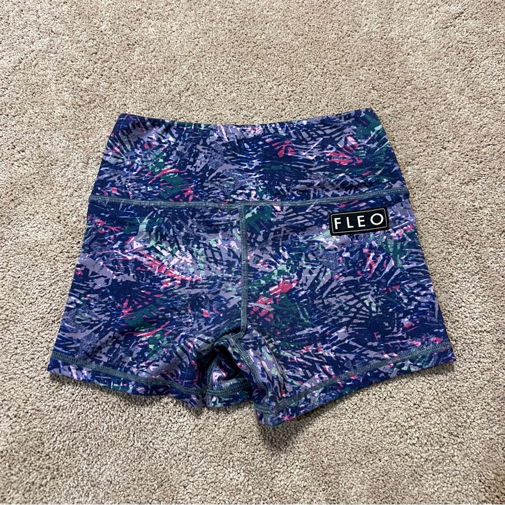 Women’s XS FLEO Shorts